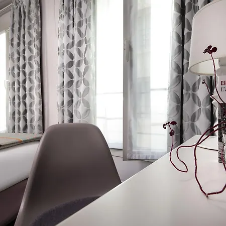 Hotel Marais 3*