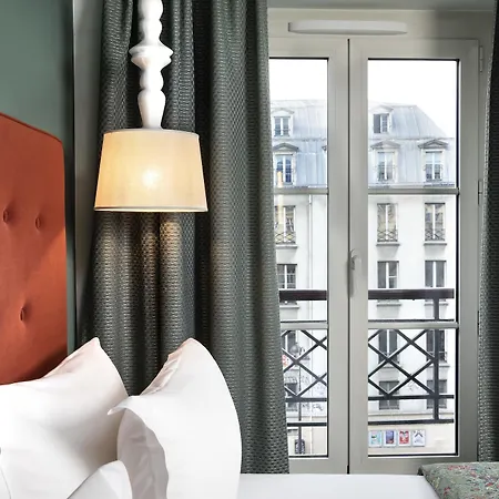 Marais Hotel 3*