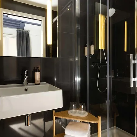 Otel Marais 3*